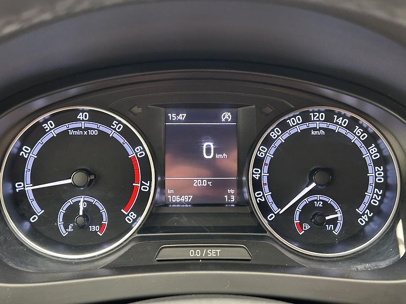 Škoda Rapid 1.0 TSI  Ambition   Plus - fotka 7 z 25