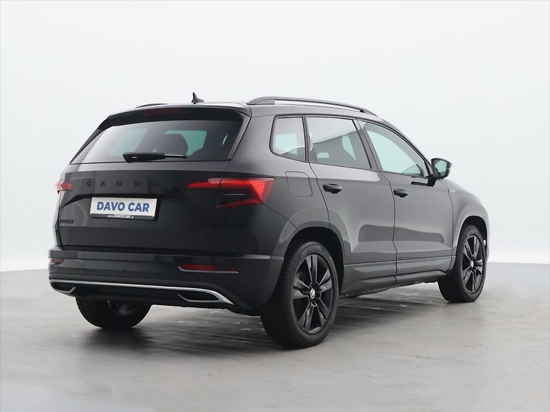 Škoda Karoq 2,0 TSI 140kW Sportline DSG 4x - fotka 7 z 30