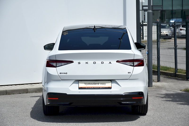 Škoda Enyaq (2024) 85 Sportline 210 kW - fotka 8 z 34