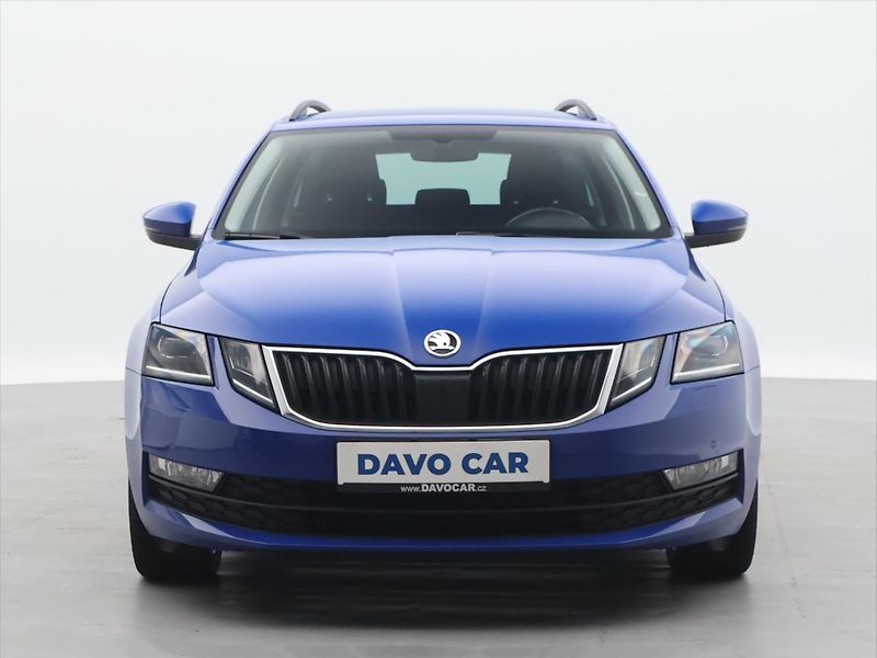 Škoda Octavia 2.0 TDI DSG CZ 125let LED 1Maj - fotka 2 z 30
