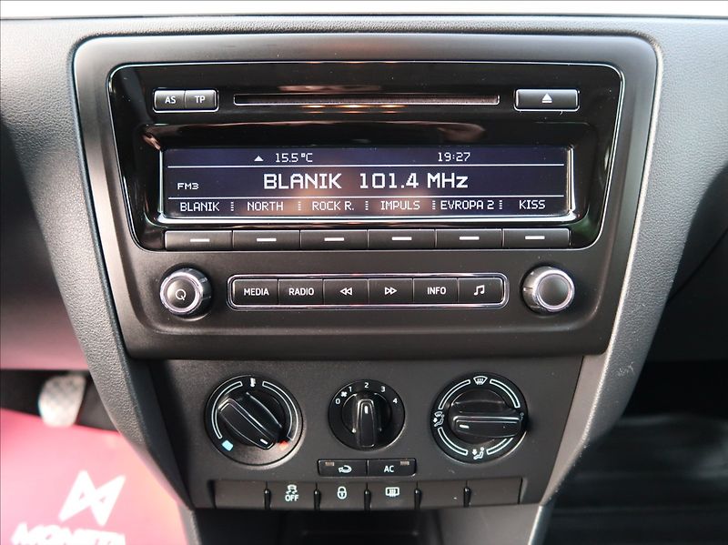 Škoda Rapid 1,2 TSi,63kW,Klima - fotka 14 z 22