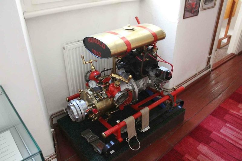 Hasičské muzeum v Krupce, má nádhernou expozici, kterou zdobí jedna z největších kolekcí motorových čerpadel - stříkaček značky Flader. Expozice se chystá na oslavu desátých narozenin.
