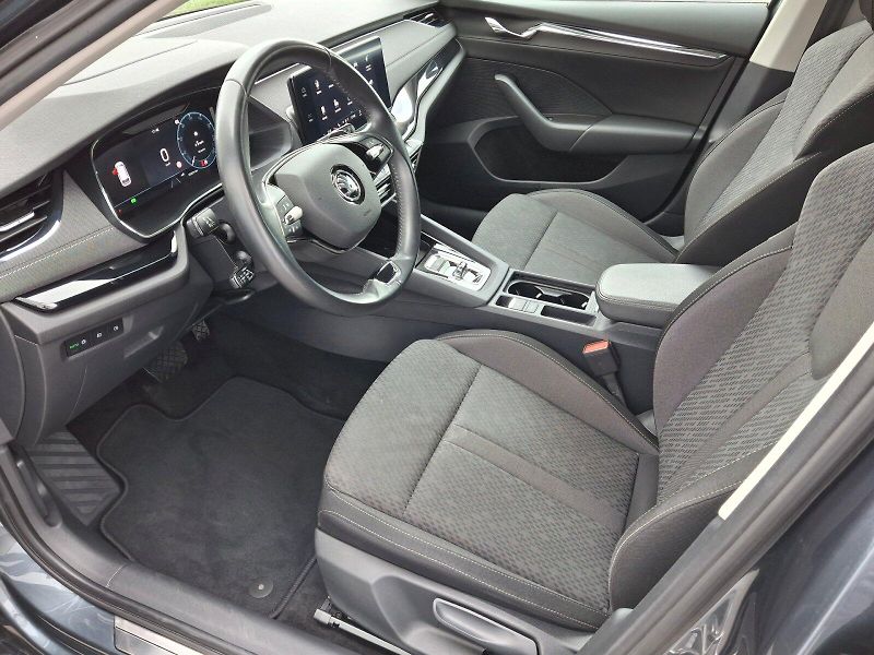 Škoda Octavia (2022) Combi Style Plus DSG 4x4 2,0TD - fotka 6 z 35
