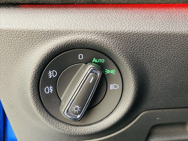 Škoda Scala 1,0 TSI 85kW DSG Selection - fotka 21 z 28