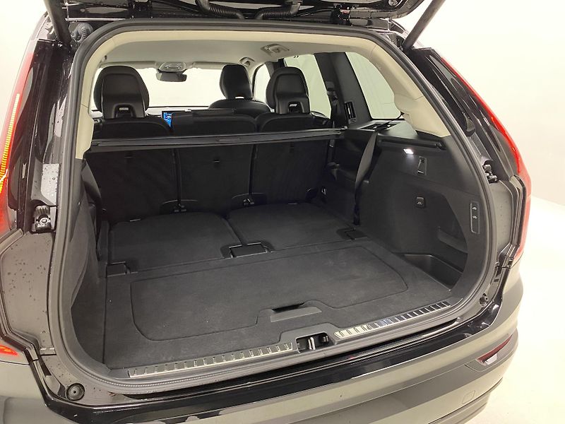 Volvo XC90 (2026) T8 AWD Plug-in DARK PLUS 7m - fotka 5 z 72