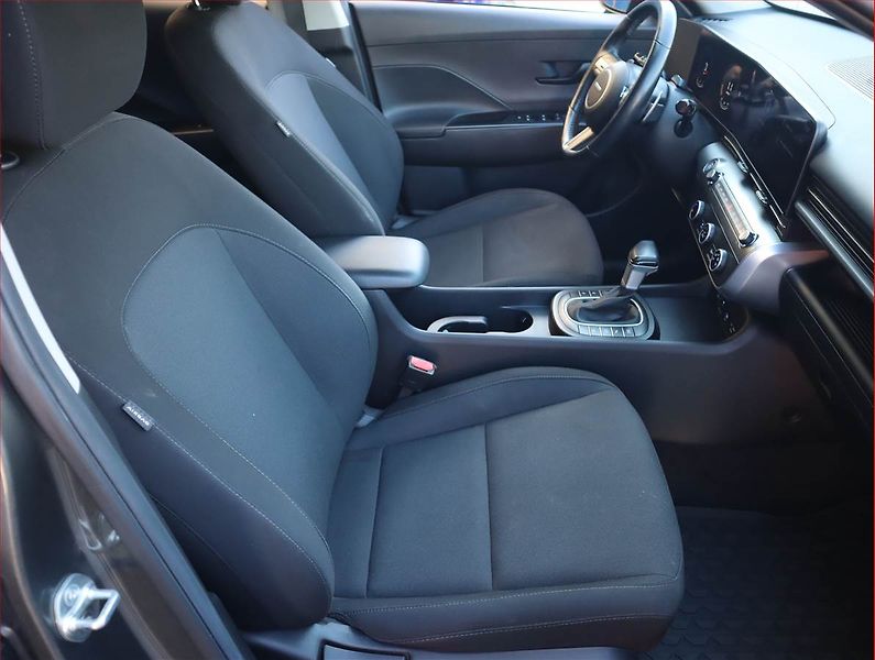 Hyundai Kona (2024) 1.0 T-GDI, Automat, Serv.kniha - fotka 9 z 20