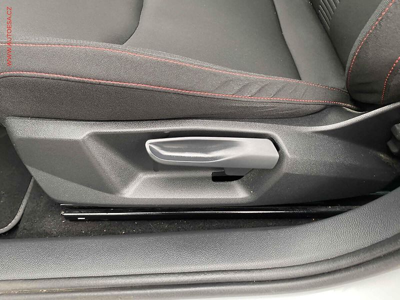 Seat Arona (2020) 1.0 TSi, FR, LED, navi - fotka 14 z 18