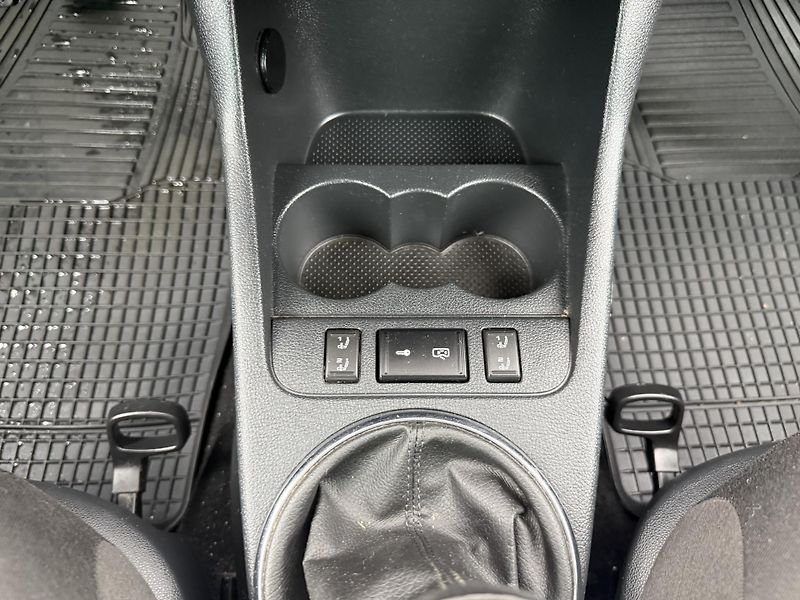 Škoda Roomster 1,2TSI AUT. KLIMATIZACE - fotka 17 z 21