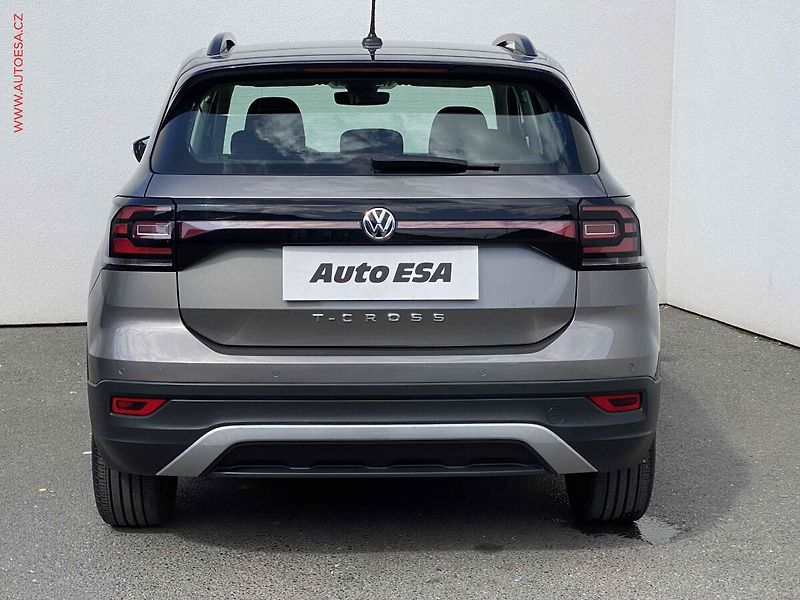 Volkswagen T-Cross (2019) 1.0 TSi, 1.maj,ČR, DSG - fotka 5 z 18