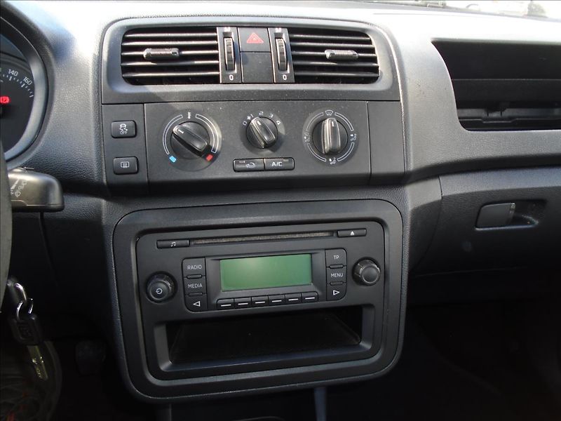 Škoda Roomster 1,4 - fotka 23 z 25
