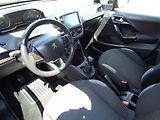 Peugeot 208 (2016) 1.2i  KOUPENO ČR - náhled 9