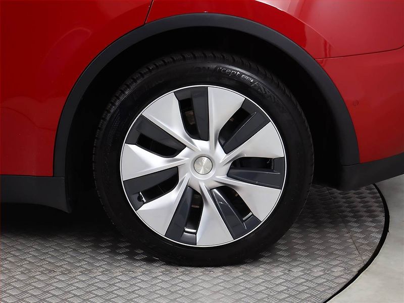 Tesla Model Y (2022) Long Range AWD 79kWh, SoH 94% - fotka 12 z 23