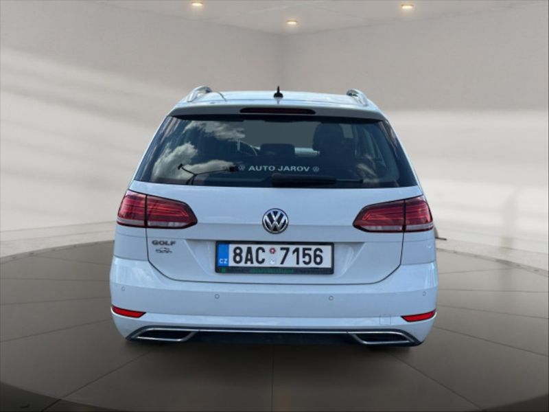 Volkswagen Golf 1,5 TSI EVO 110 Highline - fotka 3 z 10