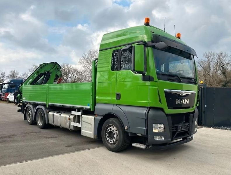 MAN TGX (2019) 26.440 6x2 valník + HR EURO 6 - fotka 2 z 8