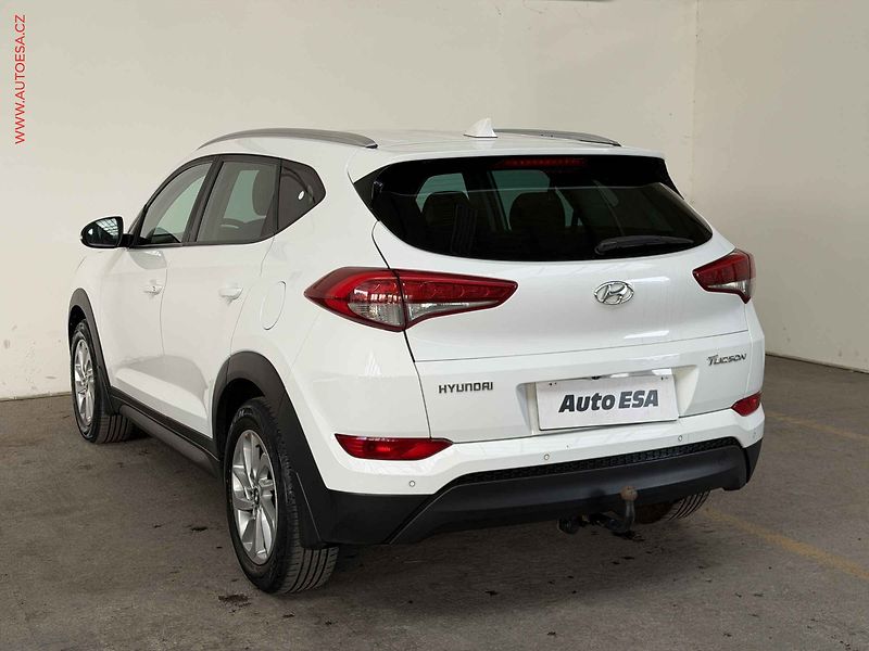 Hyundai Tucson (2016) 1.7 CRDI, ČR, AT, park - fotka 6 z 18
