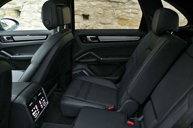 Porsche Cayenne S.