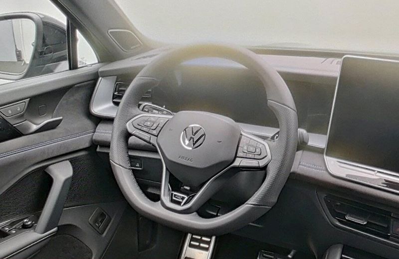 Volkswagen Tayron TSI 195kW R-Line HuD Venti 7mí - fotka 9 z 11