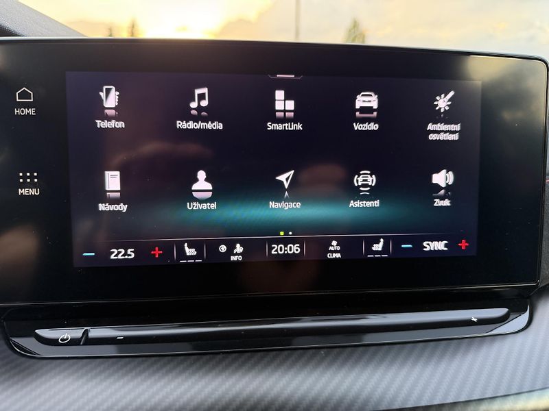 Škoda Octavia 2.0TSi RS 180kW DSG CANTON - fotka 20 z 26