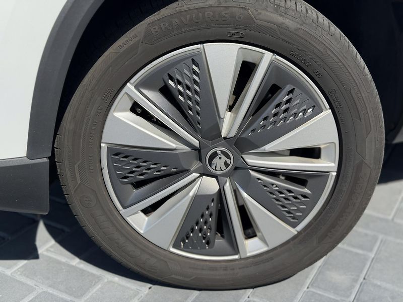 Škoda Karoq (2023) 2.0 TDi/STYLE/DPH/facelift - fotka 10 z 21
