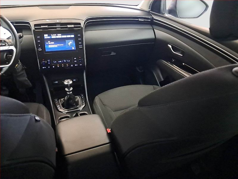 Hyundai Tucson (2022) Smart 1.6 T-GDI - fotka 8 z 17
