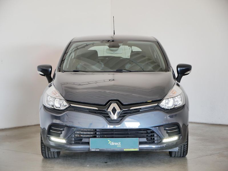 Renault Clio - fotka 4 z 24