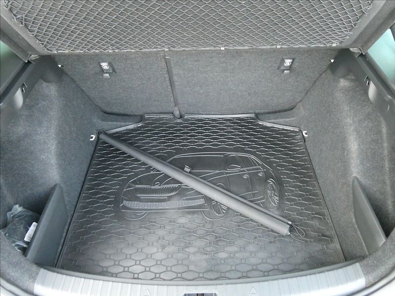 Škoda Scala 1,6 TDi DSG Monte Carlo,DPH,ČR - fotka 19 z 46