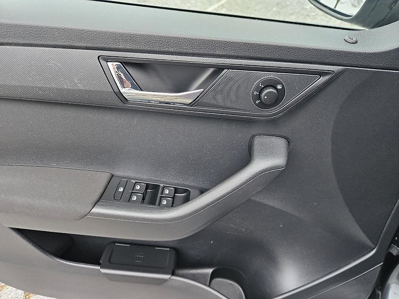 Škoda Fabia (2016) 1.2TSI 66KW, SPLÁTKY  - fotka 18 z 23
