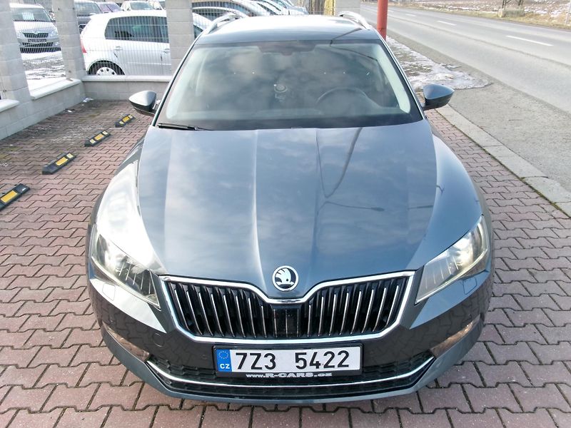 Škoda Superb 2.0 TDI NAVI AUTOKLIMA  - fotka 4 z 35