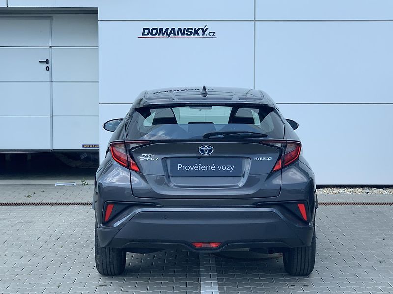Toyota C-HR COMFORT 1,8 HYBRID 90kW AT - fotka 12 z 30