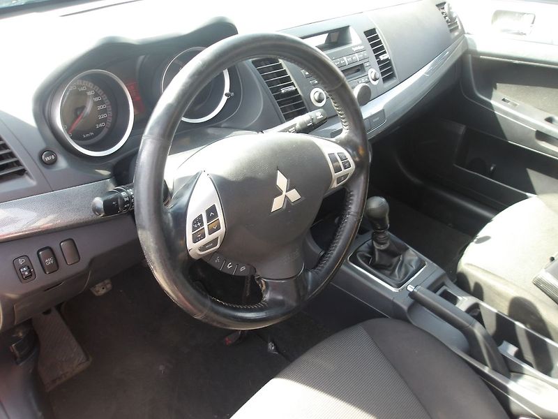Mitsubishi Lancer 2,0D-iD 103kW ČR! Po rozvodech - fotka 17 z 28