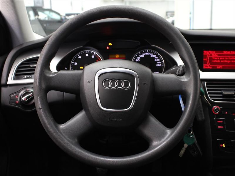 Audi A4 1,8 TSi 118kW MT Avant ČR - fotka 9 z 21