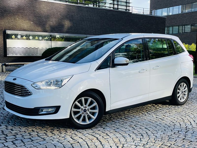 Ford Grand C-MAX 2.0TDCi MANUÁL 7MÍST SERVISKA - fotka 3 z 46