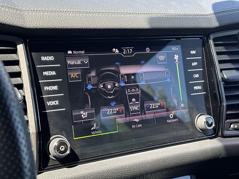 Škoda Kodiaq (2023) 2.0 TSI 4x4 DSG Sportline+ - fotka 14 z 33