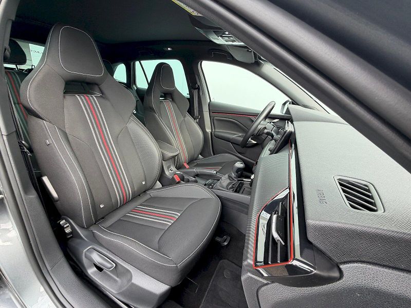 Škoda Scala (2025) 1,0TSI 85kW DSG MONTE CARLO - fotka 18 z 36