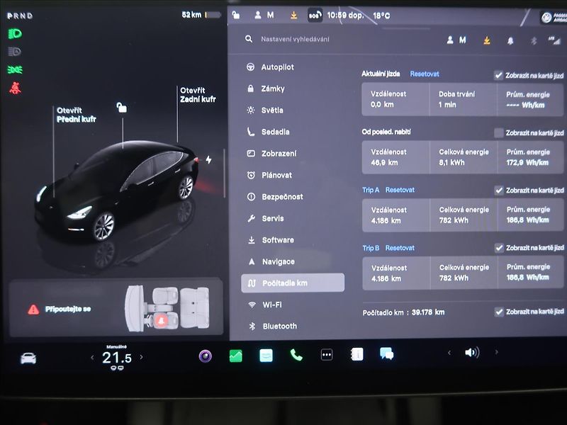 Tesla Model 3 0,0 1. majitel zánovní - fotka 24 z 32