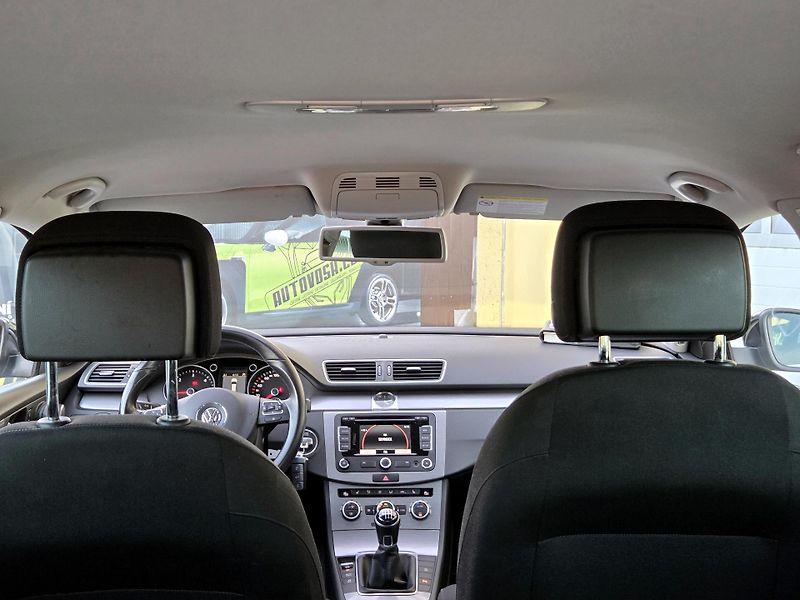 Volkswagen Passat TDi SERV.KNIHA - PERF.STAV     - fotka 18 z 46