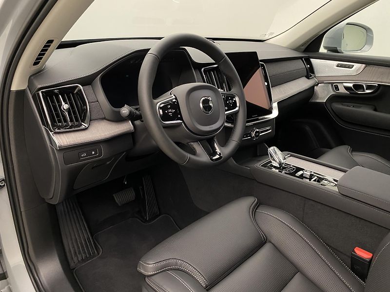 Volvo XC90 (2026) T8 AWD Plug-in BRIGHT PLUS 7m - fotka 26 z 73