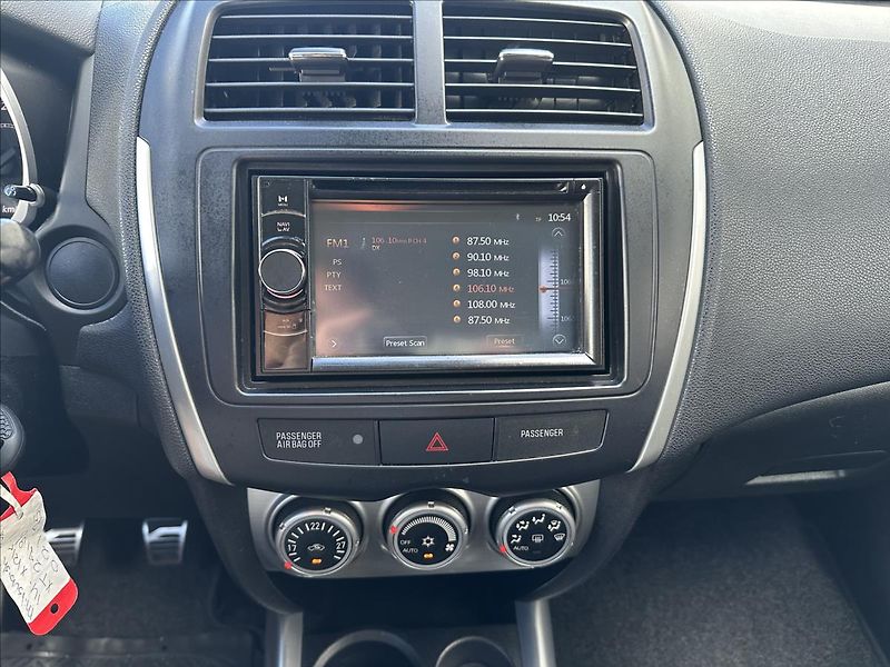 Mitsubishi ASX 1,6 TAŽNÉ - fotka 16 z 24