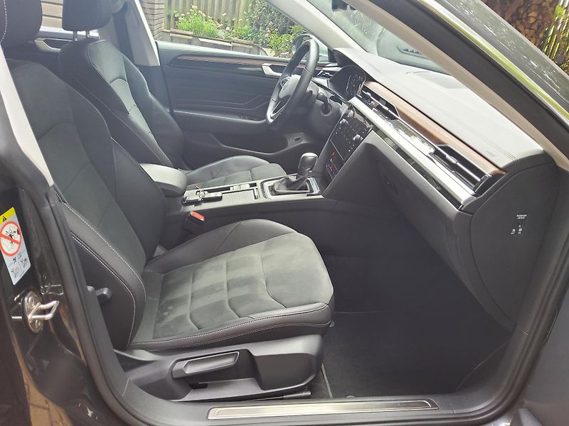 Volkswagen Arteon (2023) 2.0TDI DSG 1maj ČR Elegance - fotka 8 z 23