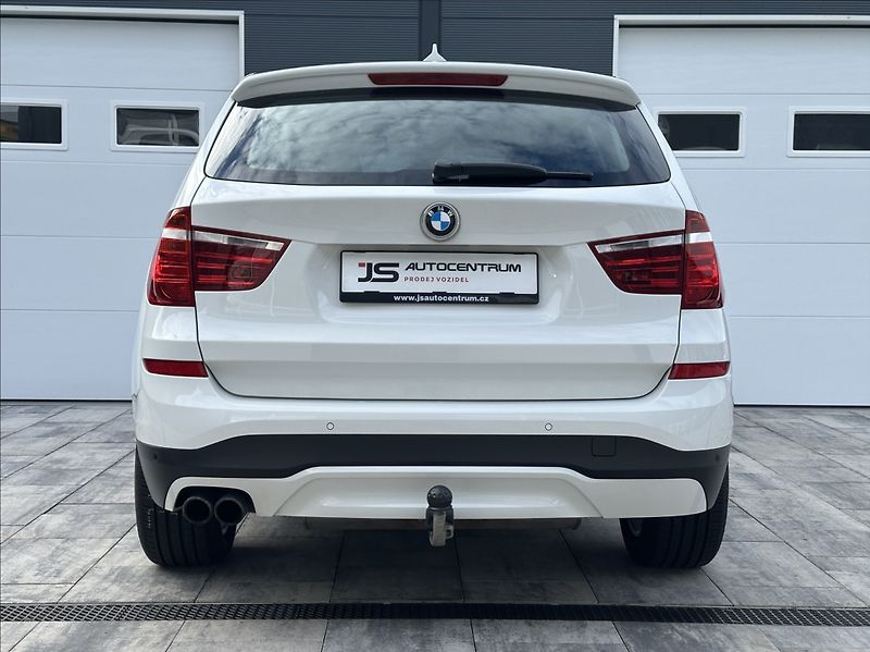 BMW X3 2,0 28i 245PS  Advantage A/T 4 - fotka 9 z 53