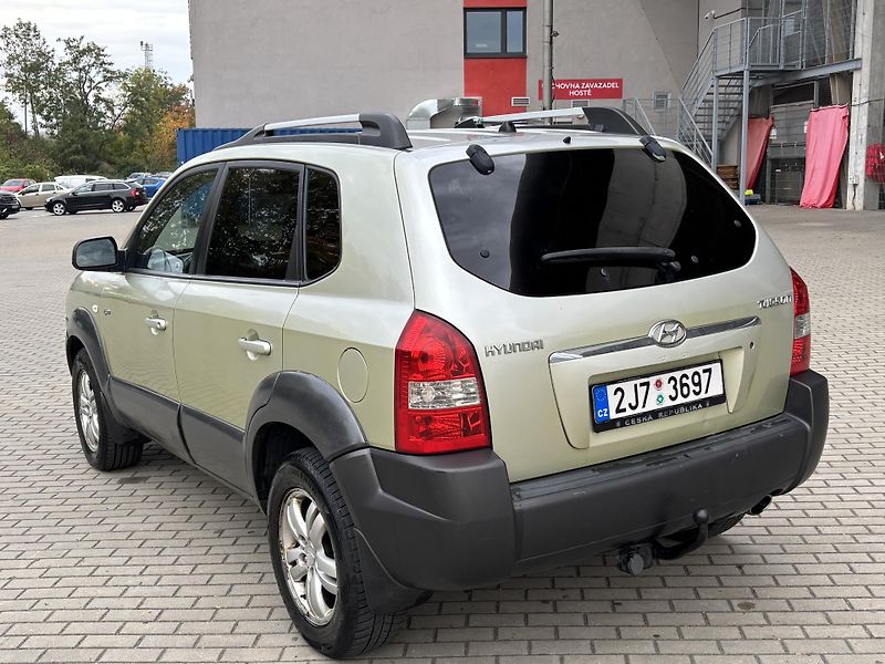 Hyundai Tucson (2006) 2.0 i 4x4 tažné - fotka 3 z 17