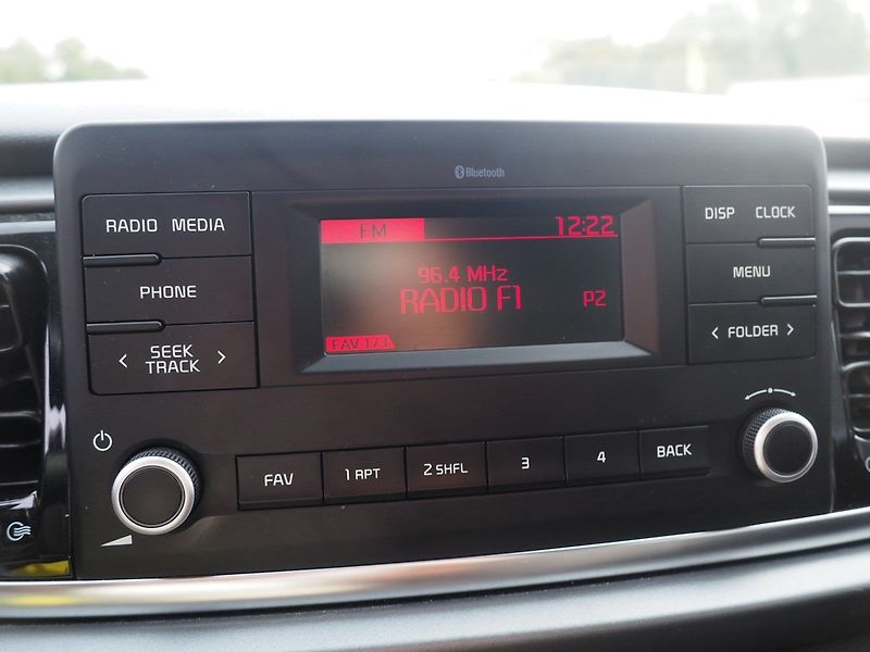 Kia Rio (2022) 1.0 T-GDI GPF Exclusive 74kW 6 - fotka 27 z 36