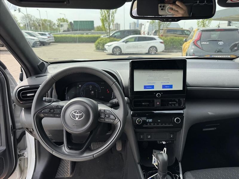 Toyota Yaris Cross 1,5 Style 4x4 - fotka 12 z 12
