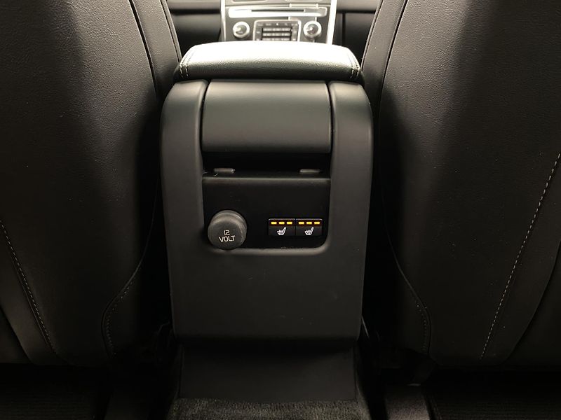 Volvo XC60 D4 AWD MOMENTUM AUT  - fotka 30 z 48