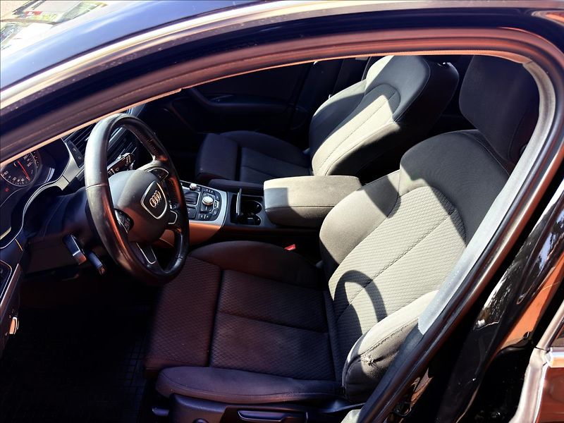 Audi A6 Avant 2,0 TDi Automat - fotka 19 z 30