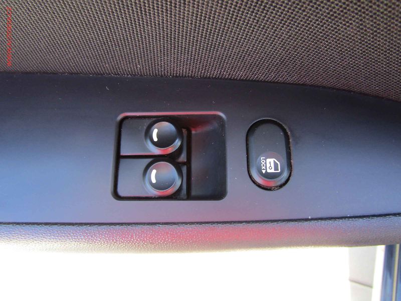Hyundai i30 (2010) 1.4 i, AC - fotka 11 z 15