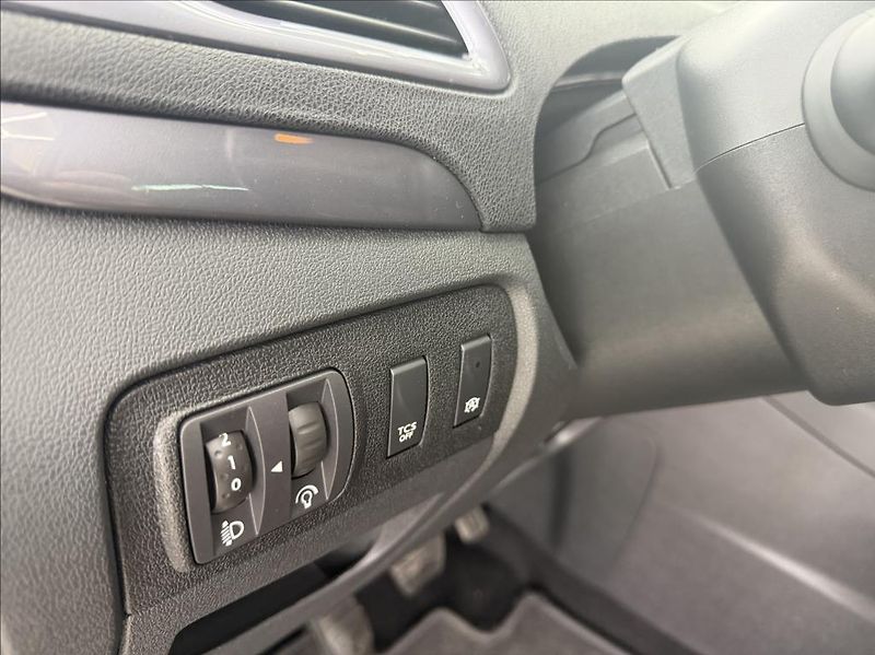 Renault Grand Scénic 1,5 dCi,NAVIGACE,digi.klima,TZ - fotka 16 z 27