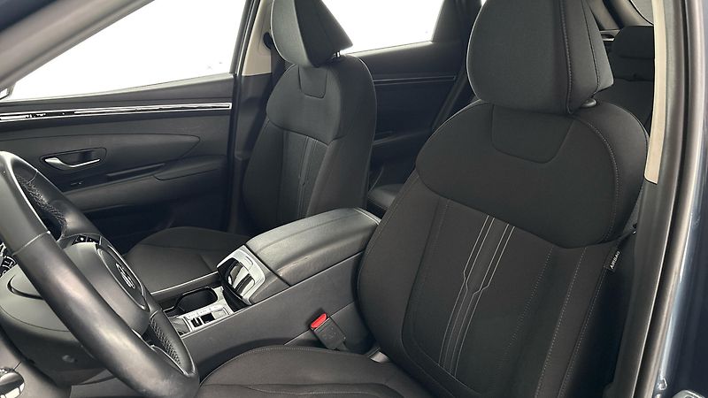 Hyundai Tucson 1.6 T-GDI AUT Comfort - fotka 15 z 26