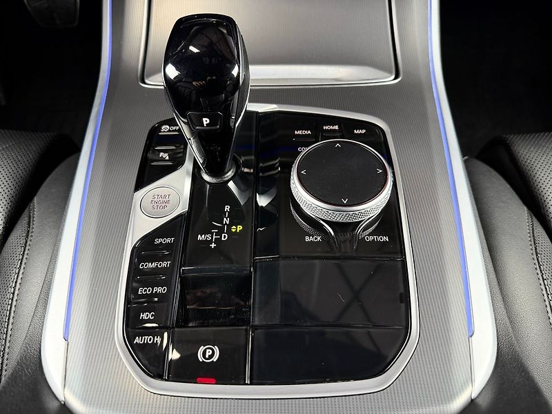 BMW X5 40d xDrive M-PAKET, LED. DRIVE - fotka 23 z 29