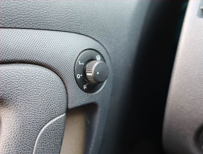 Škoda Fabia (2010) 1.2 TSI - fotka 16 z 16